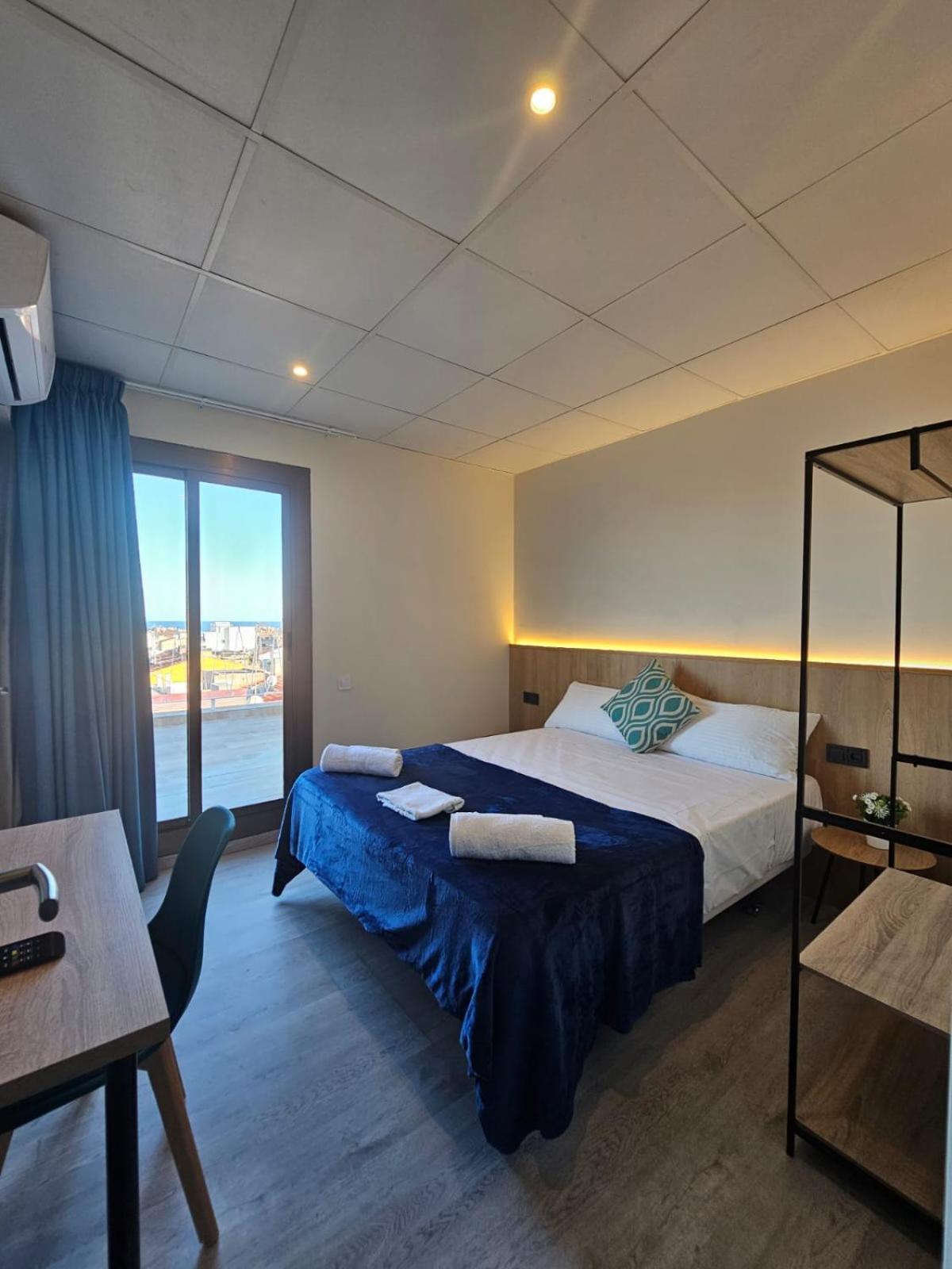 Hotel Mar I Sol Calella Esterno foto